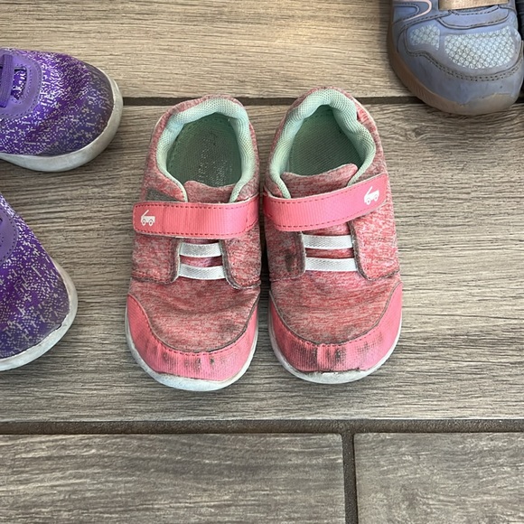 Nike, pink, and light up shoes lot Velcro - Picture 5 of 7